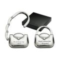 Wieszak na torebkę 17515, brelok z grawerem